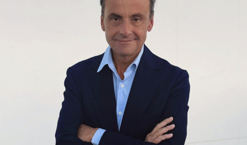 IN ITALIA GIRANO TROPPE PISTOLE
