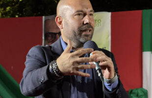 MENTRE IL PAESE AFFONDA IL GOVERNO PENSA ALLA SUA SOPRAVVIVENZA