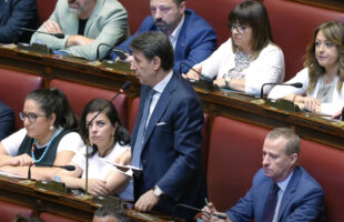 PARLAMENTO BLOCCATO PER LA LEGGE ELETTORALE