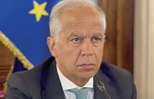 PIANTEDOSI: SPESI 50 MILIONI DI EURO PER RIMPATRIARE 100 MIGRANTI