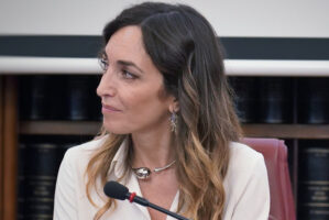 UN PAESE CHE TAGLIA LA RICERCA E’ UN PAESE CHE NON GUARDA AL FUTURO