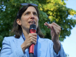 Schlein: le nostre 5 proposte sulla transizione energetica