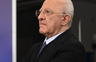 Pseudo tifosi girati di spalle per Mazzola: ci voleva il Daspo a vita