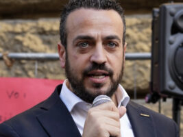 Meloni è una mentitrice seriale