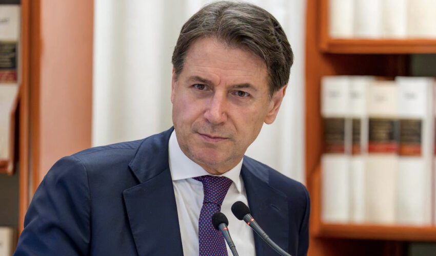QUALE TIPO DI GIORNALISMO PIACE ALLA DESTRA?