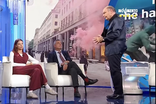 Vespa agnellino con Meloni, iena con una studentessa in diretta