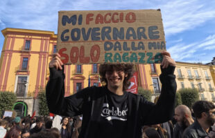 Studenti e lavoratori in piazza: Basta carovita