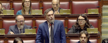 Bisogna difendere la gente perbene. “Delmastro e Caroccia sono persone perbene”?
