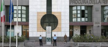 “Il governo ha fatto un regalo alla camorra”
