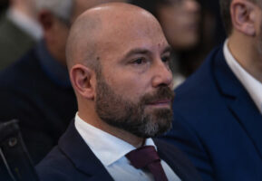 Torna la protesta delle tende degli studenti. 850 euro al mese per un posto letto